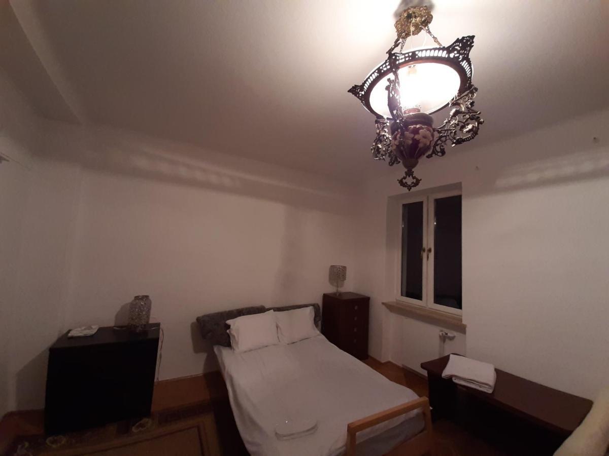 Rooms In Centrum Варшава Экстерьер фото