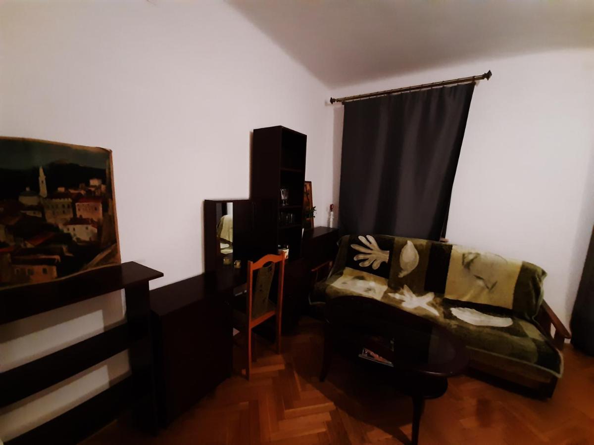 Rooms In Centrum Варшава Экстерьер фото